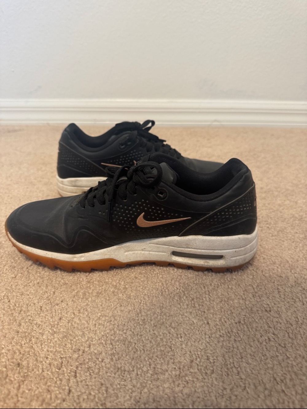 Nike Black Golf Shoes with Gum Outsole and Copper Swoosh